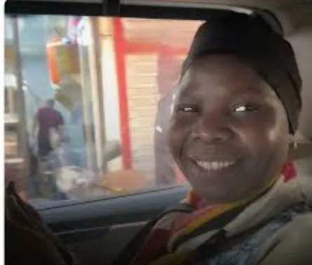 خادمة الفنانة هدي شعراوي